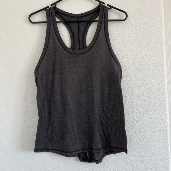 Lululemon tank top - Picture 1 of 2